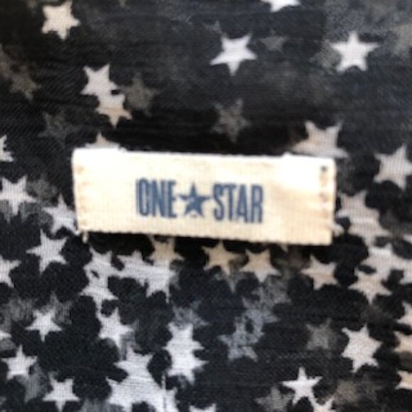 3/$15 Vintage One Star Brand Oblong Spangled Black White Stars Large Small Scarf - Picture 6 of 6